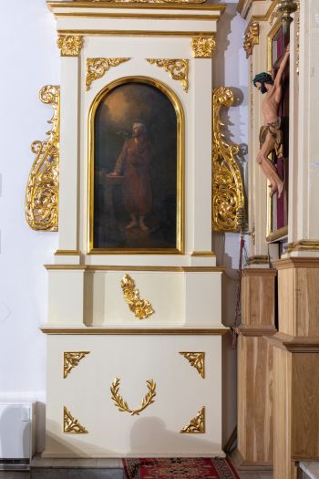 Ołtarz boczny przy ścianie nawy lewy p.w. świętego Józefa.