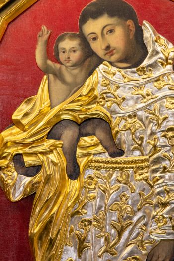 Obraz św. Antoniego w ołtarzu bocznym